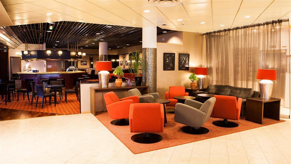 Hotel Kajanus Каяни Интериор снимка