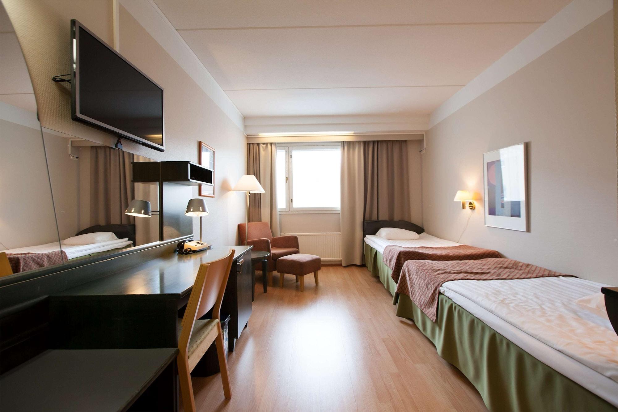Hotel Kajanus Каяни Екстериор снимка