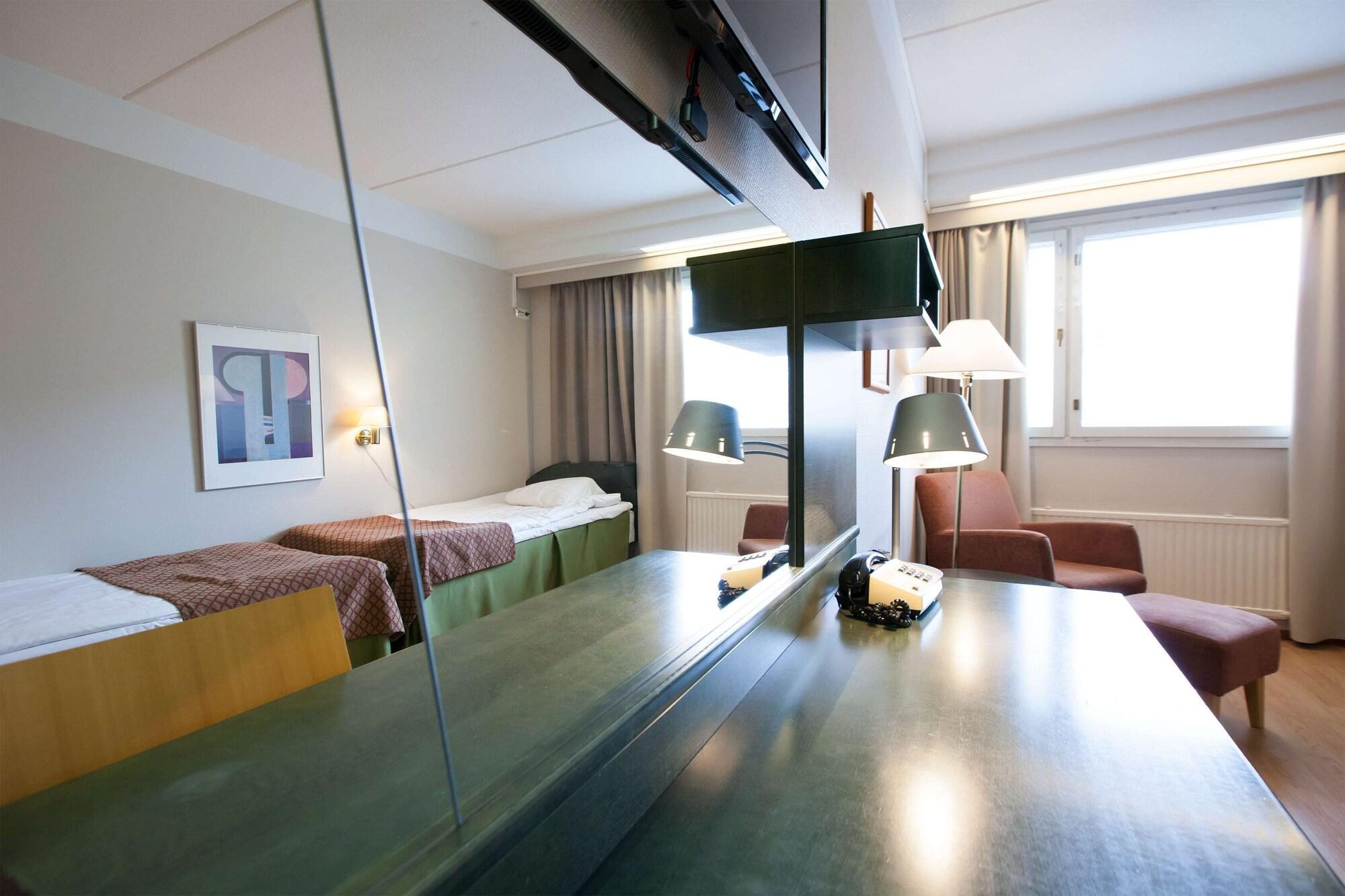 Hotel Kajanus Каяни Екстериор снимка