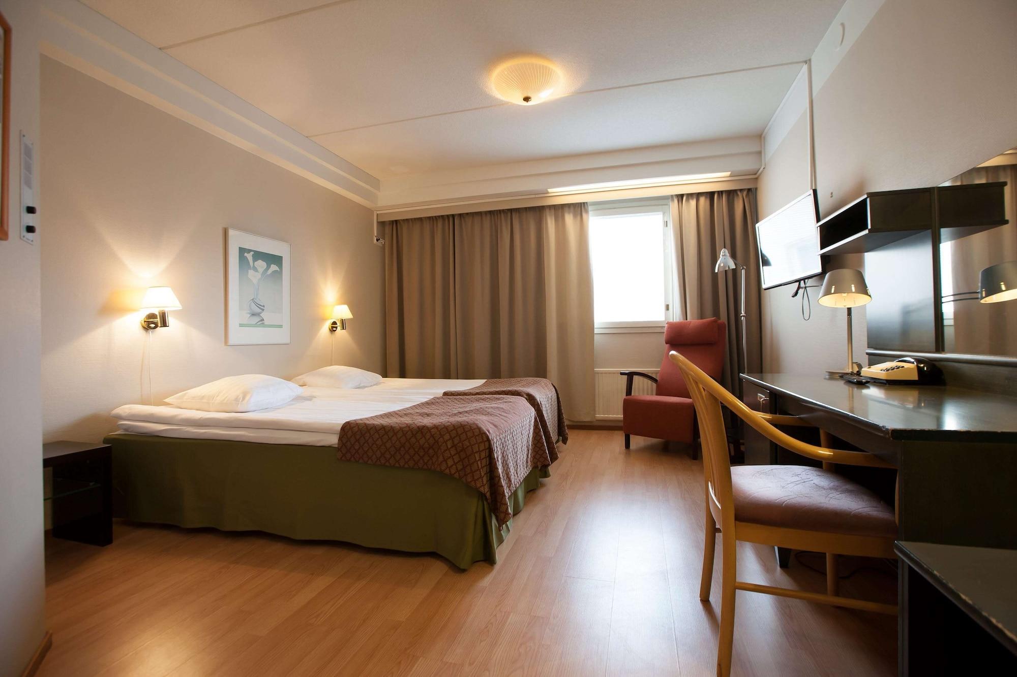 Hotel Kajanus Каяни Екстериор снимка