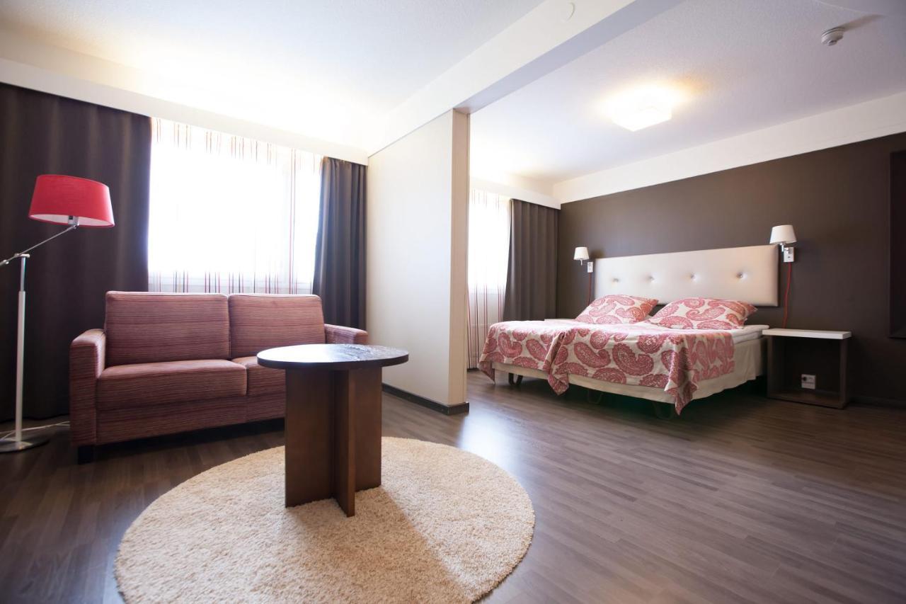 Hotel Kajanus Каяни Екстериор снимка